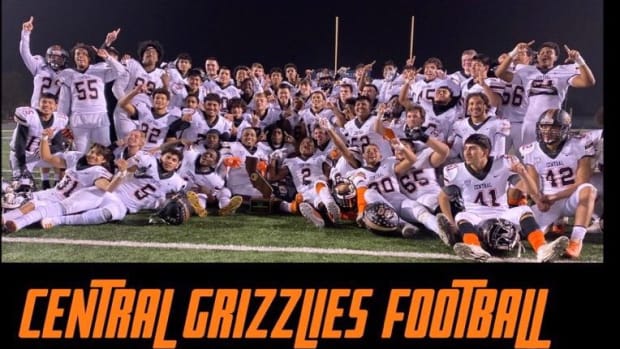 central grizzlies football