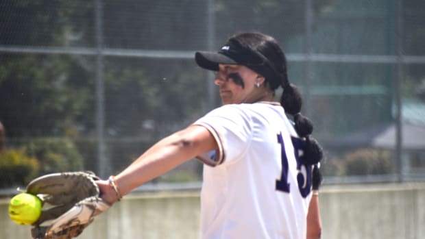 2023 Washington high school softball: 4A WCD/SW District tournament in Kent, Puyallup vs. Rogers in semifinals Izzy Welch