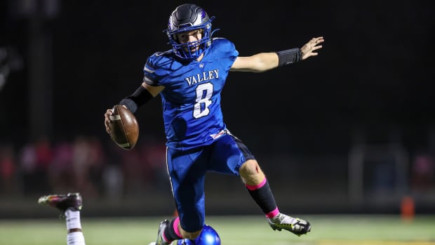 Ty Williams rushed for 160 yards and three touchdowns to lead Grain Valley (Missouri) to a 28-14 victory over visiting Raytown on October 22, 2022.