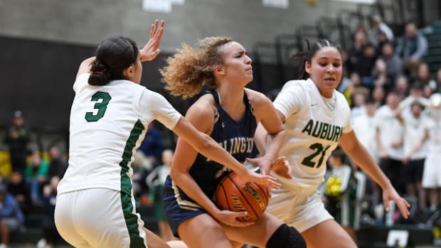 2023-24 Washington girls basketball, 3A regionals: Auburn vs. Arlington MAIN