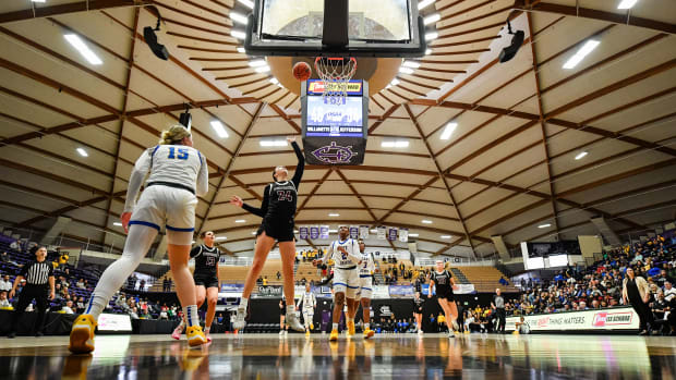 Jefferson Willamette 6A Oregon girls basketball quarterfinal 2024 Naji Saker-60