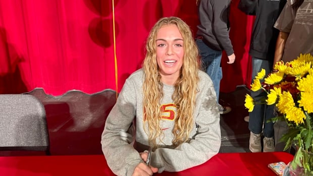 2024 early signing period: Boise girls basketball standout Avery Howell signing with USC