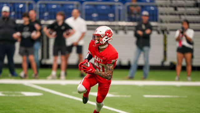 Austin Vandegrift Katy Texas Football 6A DII state semifinals 121022 Blake Purcell 27