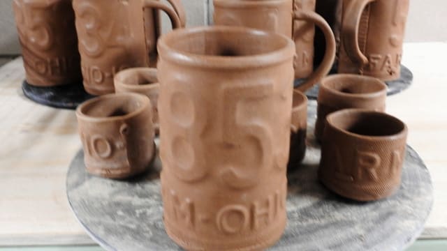 Ceramics Leonard Hayhurst:Tribune