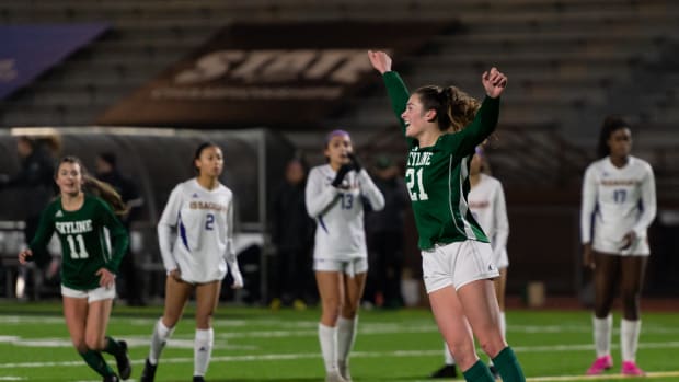 WIAA Class 4A and 3A girls soccer finals 2022 - Skyline vs. Issaquah and Bellevue vs. Roosevelt MAIN (Ashley Roni)