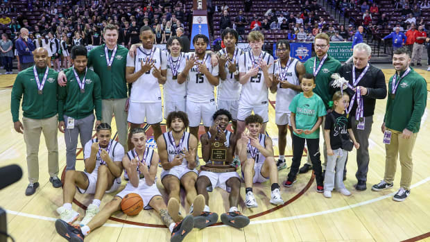 Staley won the Missouri Class 6 championship for the first title in program history. 