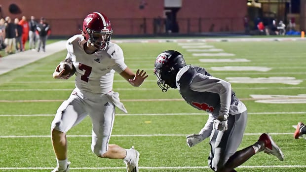Ri Fletcher ran for two touchdowns, including the game-winning TD in the final minute to lift Hartselle to a 29-26 win over Muscle Shoals in a Class 6A Alabama high school football showdown on September 30, 2022.