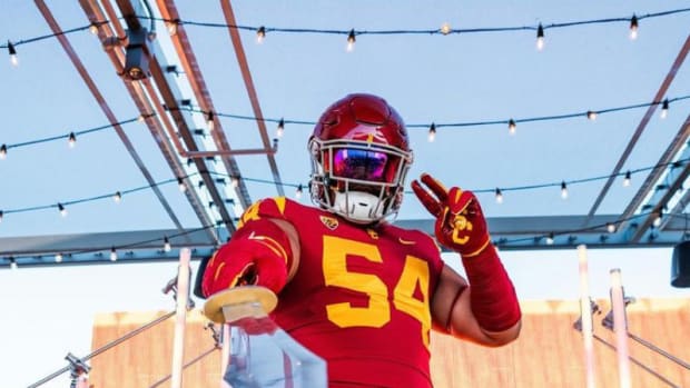 Deyvid Palepale picks USC: Defensive lineman chooses Trojans over Penn  State, Michigan - Sports Illustrated High School News, Analysis and More