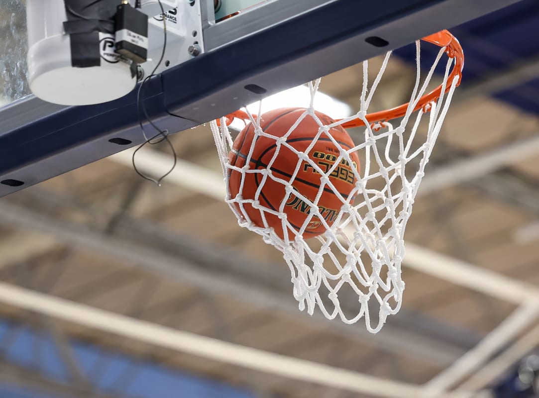 Look: Texas high school basketball player hits improbable full-court shot