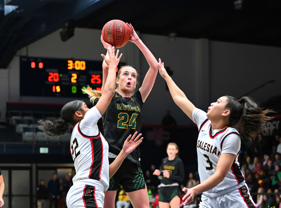 San Ramon Valley to Face Cardinal Newman in NCS Open Division Basketball Title Game