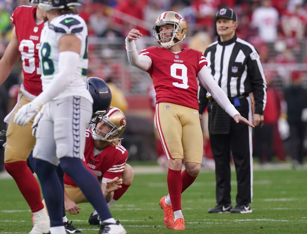 Former NFL Kicker Robbie Gould Takes Coaching Role at Rolling Meadows High School in Chicago