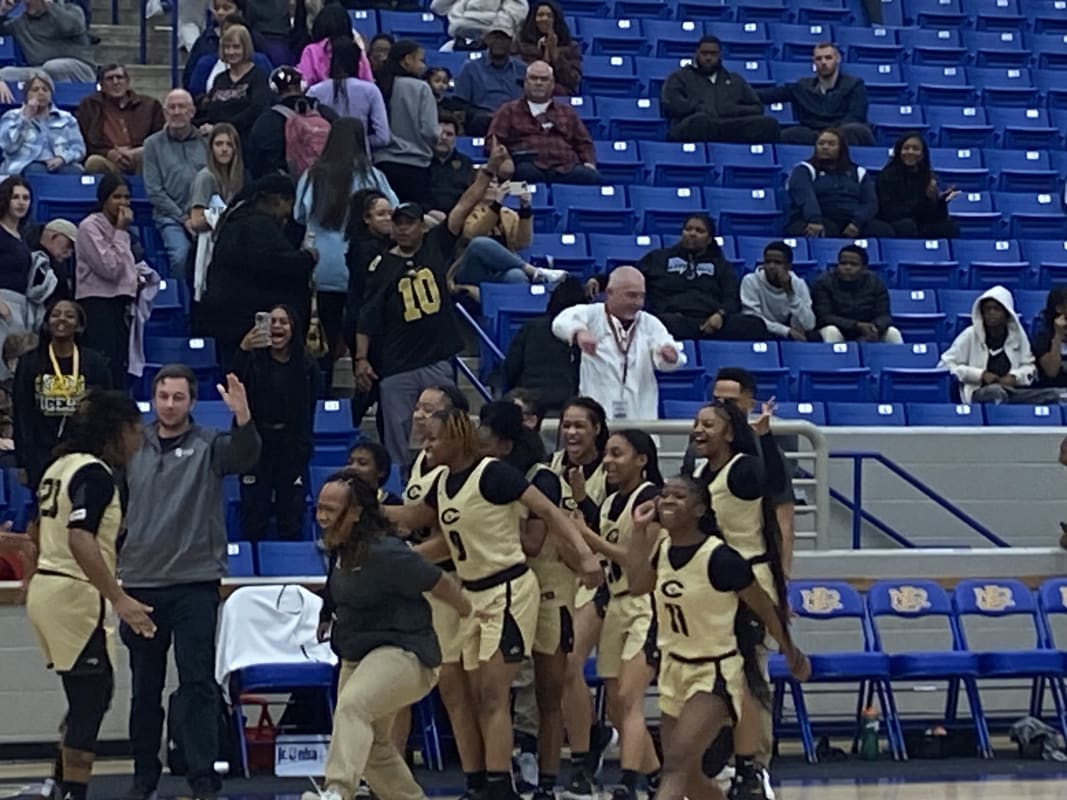 Little Rock Central Upsets Fort Smith Northside in 6A State Quarterfinals: Jordan Marshall Leads Victory