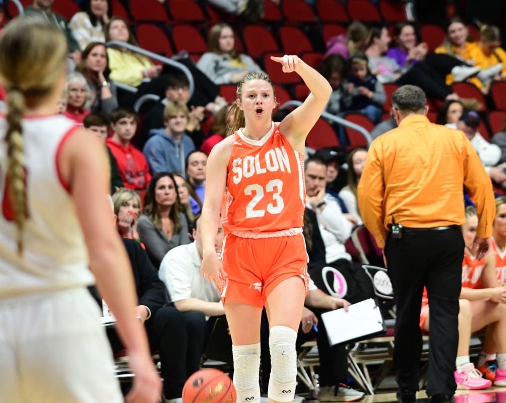 Top Performances by Iowa High School Girls Basketball Stars in State Tournament Games
