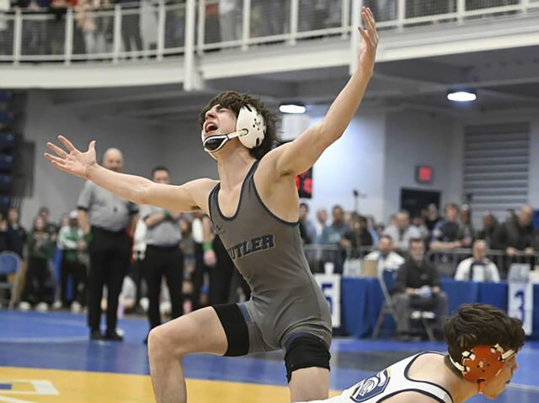 National High School Wrestling Rankings: New No. 1 at 113-pounds Shines in Southwest Region Finals