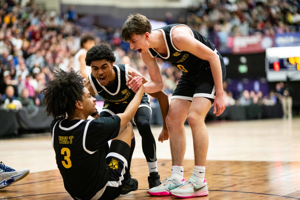 Roosevelt Boys Basketball: Community Pride High Despite State Championship Loss