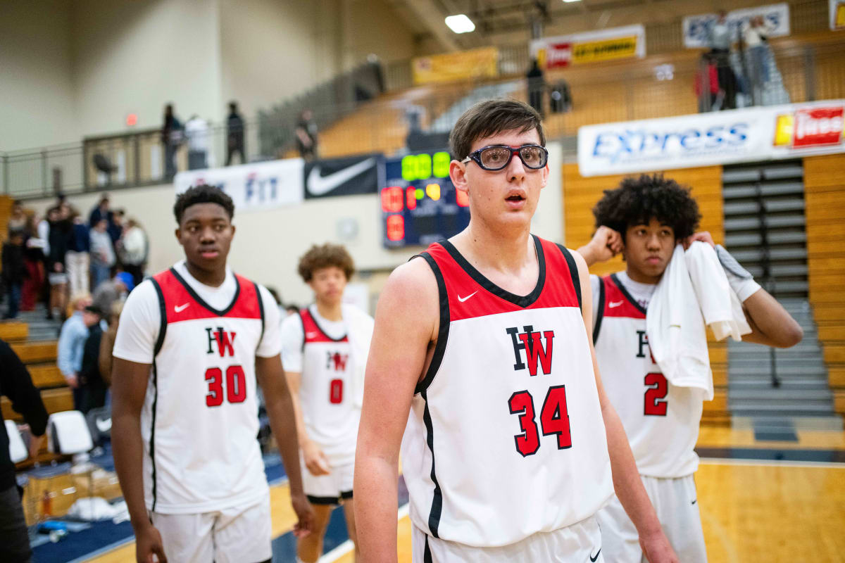 Harvard-Westlake basketball faces gauntlet of a week with Hoophall Classic, Mission League