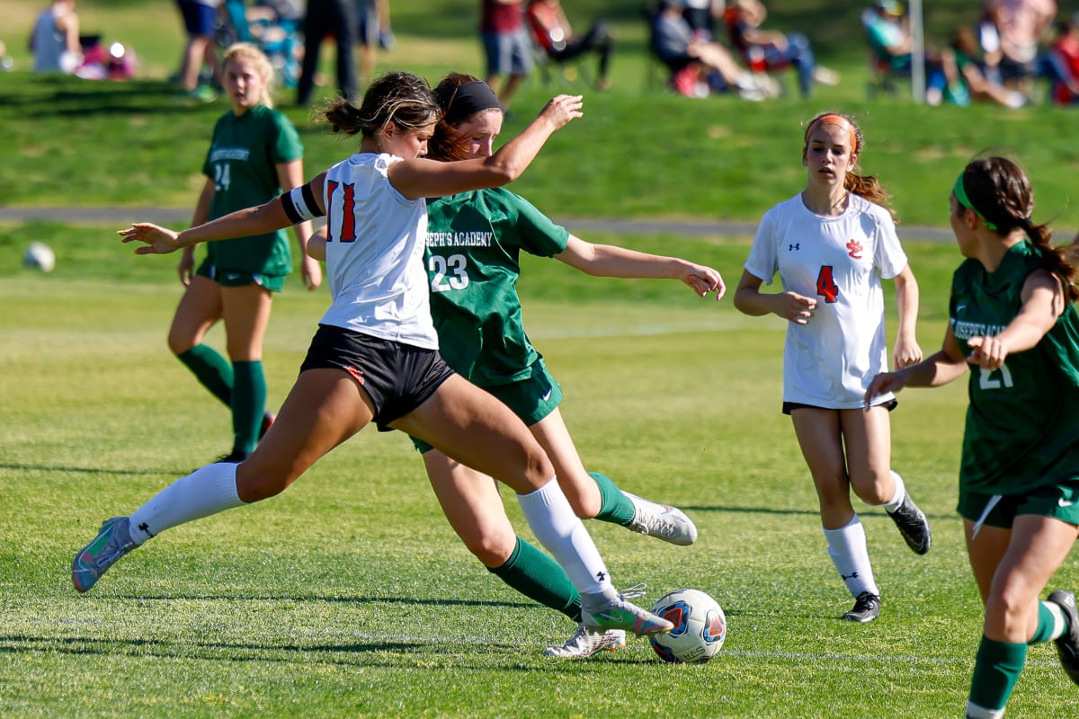 West Linn Upsets Jesuit in Oregon High School Girls Soccer Playoffs
