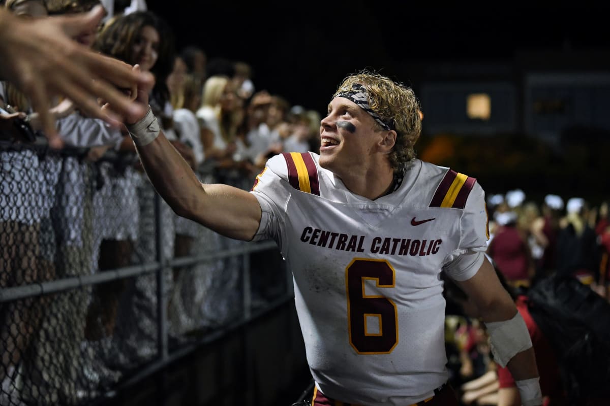 Central Catholic beats West Linn for berth in Oregon 6A football championship game