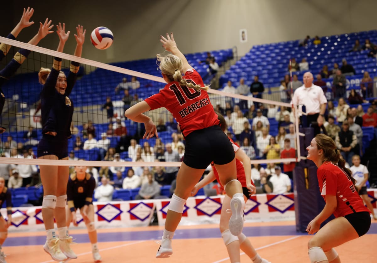 Top Outside Hitters Dominate in Arkansas High School Volleyball: Meet the Stars!