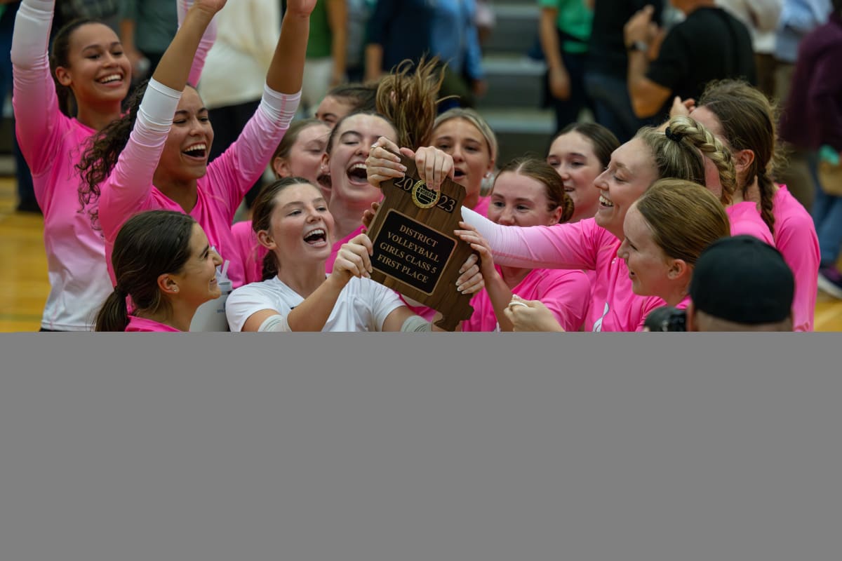 Lafayette girls volleyball rallies to beat rival Marquette in dramatic Missouri district championship match: Photos