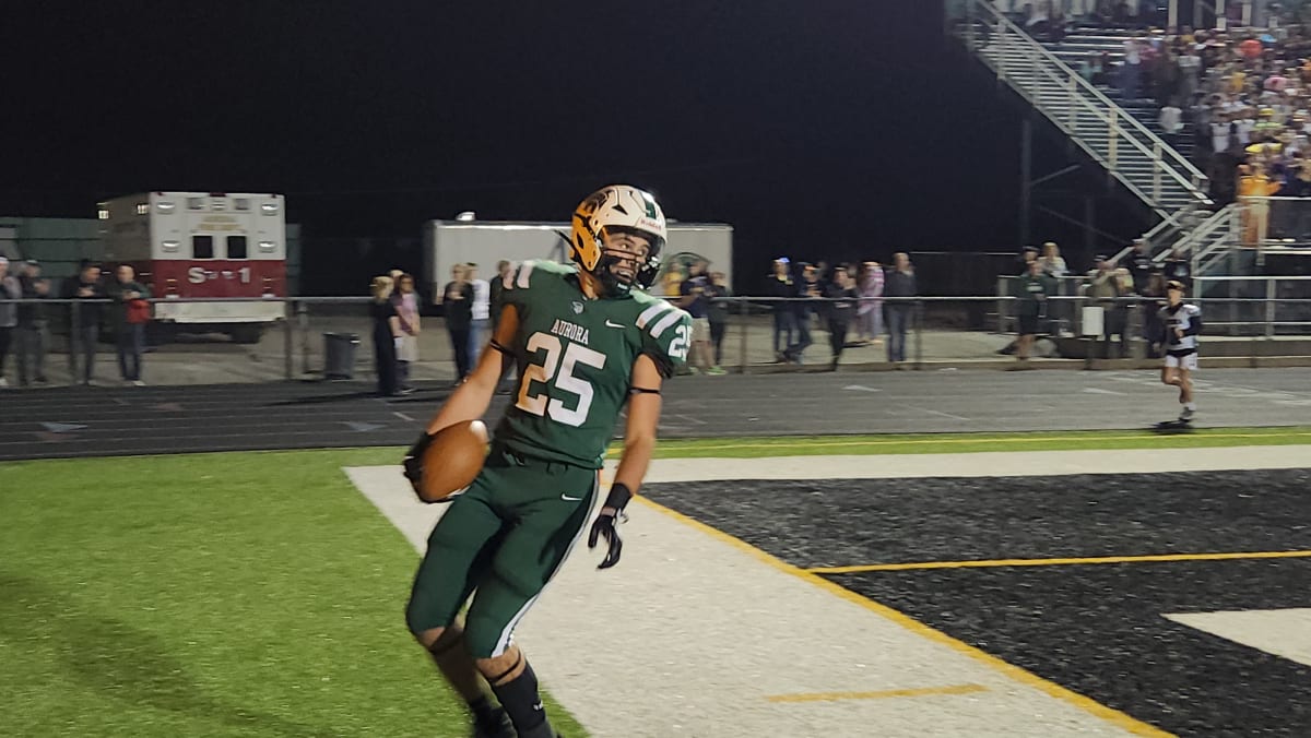 Aurora Crushes Alliance 41-7; Enzo Catania Shines with 210 Yards and 3 Touchdowns