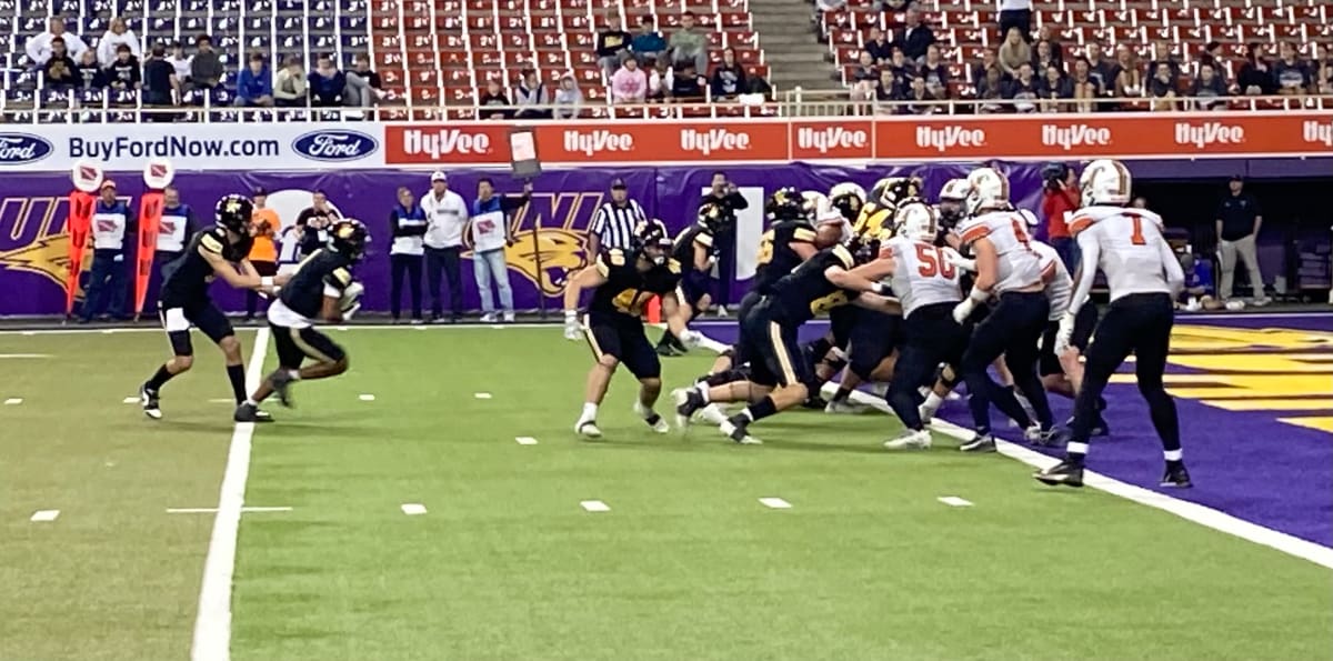 Southeast Polk Secures Overtime Victory Against Valley to Advance to Class 5A Title Game