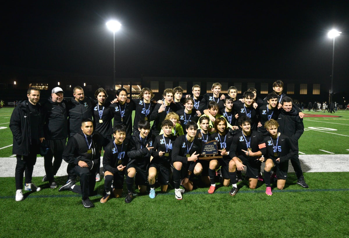 Lakeridge Secures Victory in Overtime to Win OSAA Class 6A Boys Soccer Championship
