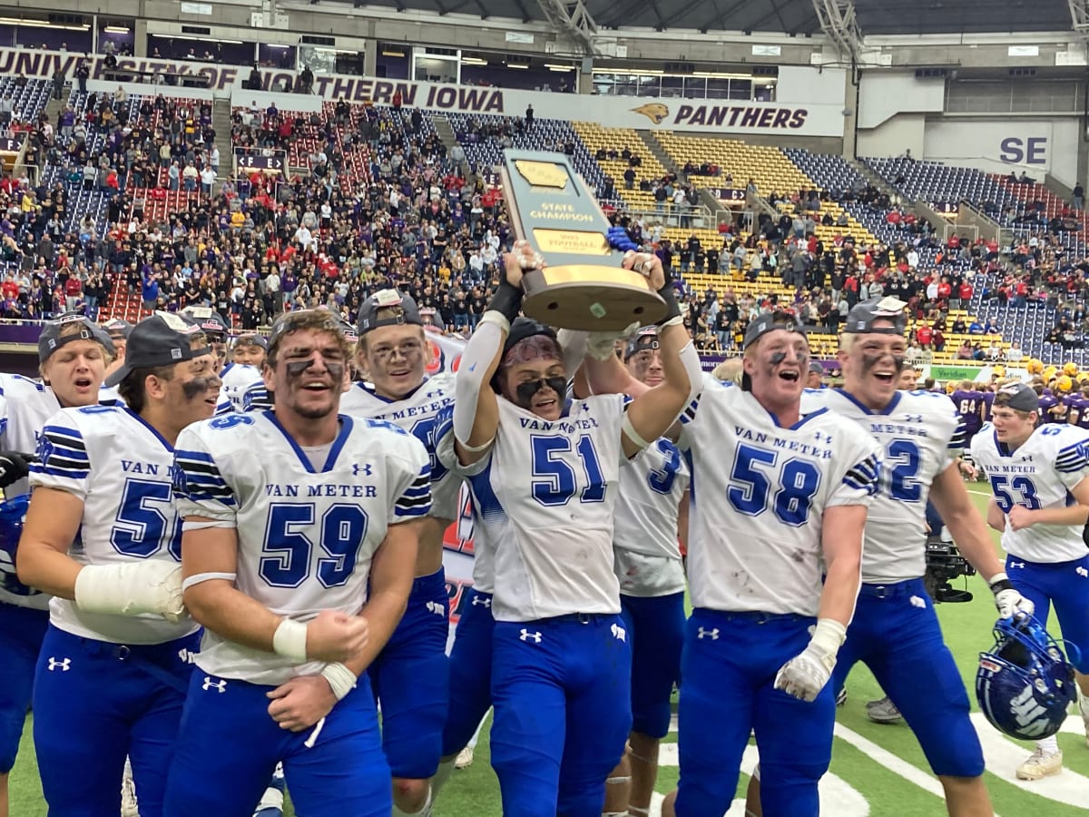 Van Meter’s Defense Secures Third Consecutive State Title with Crucial Goal-Line Stop