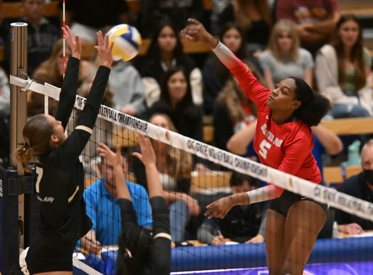 Mater Dei breezes past Mitty for CIF Open Division girls volleyball title