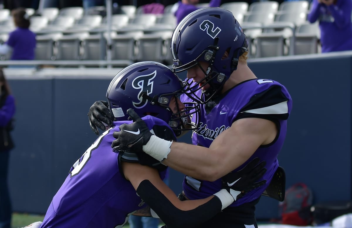 Fayetteville’s Defense Shines in 22-16 Win to Capture Class 7A State Championship