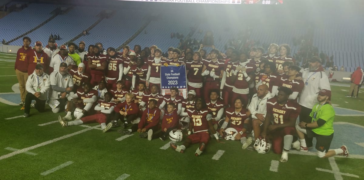 Hickory Wins 3-A State Championship with Thrilling 33-26 Victory