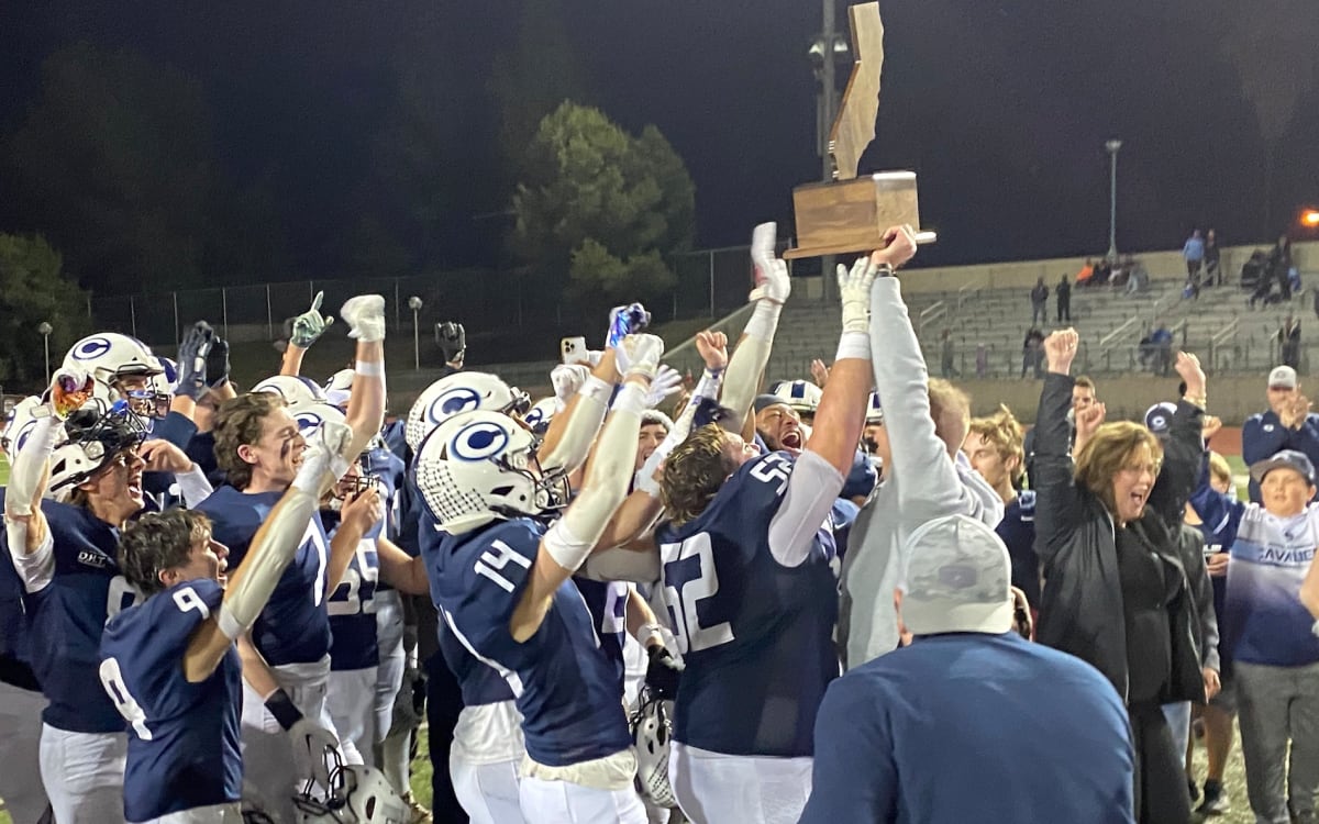 Look: Bryson Donelson, Brent Kroeze lead Central Valley Christian past Los Gatos in State Championship thriller – Highlights, photos