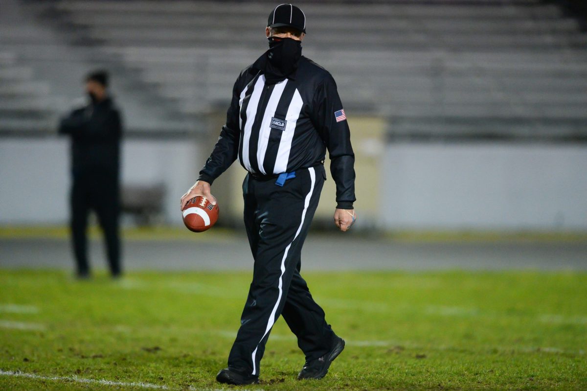 mike colbrese football referee2