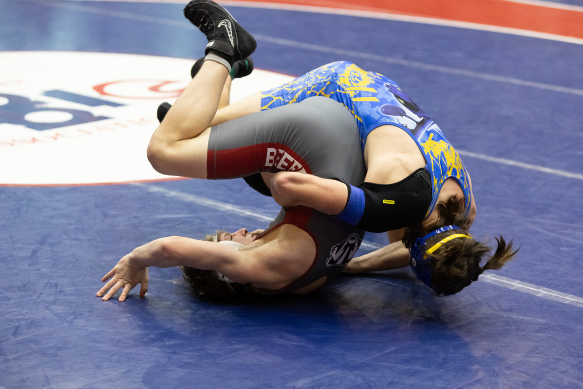 Day-1-wrestling-State-finals-Gallery1090