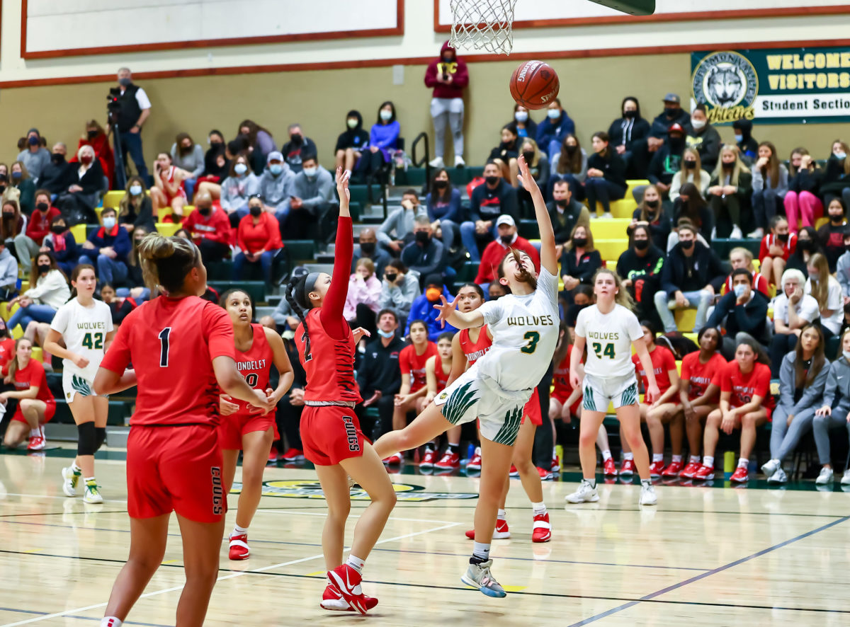 EBAL Women's Varsity Basketball, San Ramon Valley HS played Carondelet HS at San Ramon Valley HS on January 29 2022 in Danville California