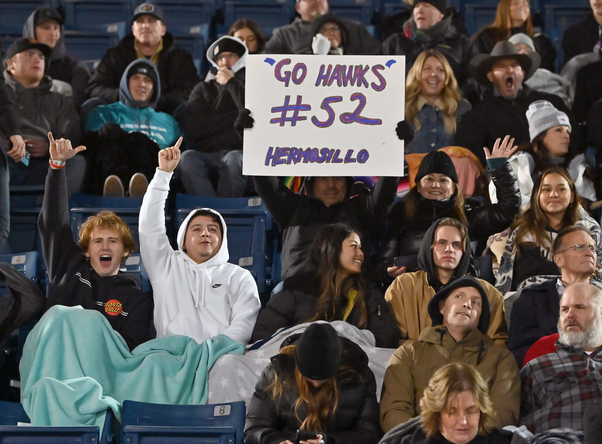 GEICO-State-Champions-Bowl-Series-December-17-2021.-Chaminade-Madonna-vs-Highland.-Photo-by-Jann-Hendry62