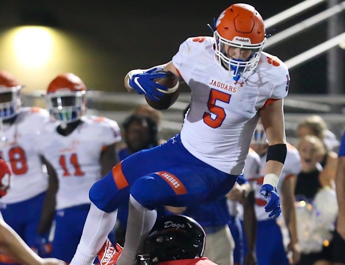 Madison Central's Blake Gunter caught a touchdown pass in the Jaguars' 35-0 win over Grenada Friday night. (Photo by Keith Warren)