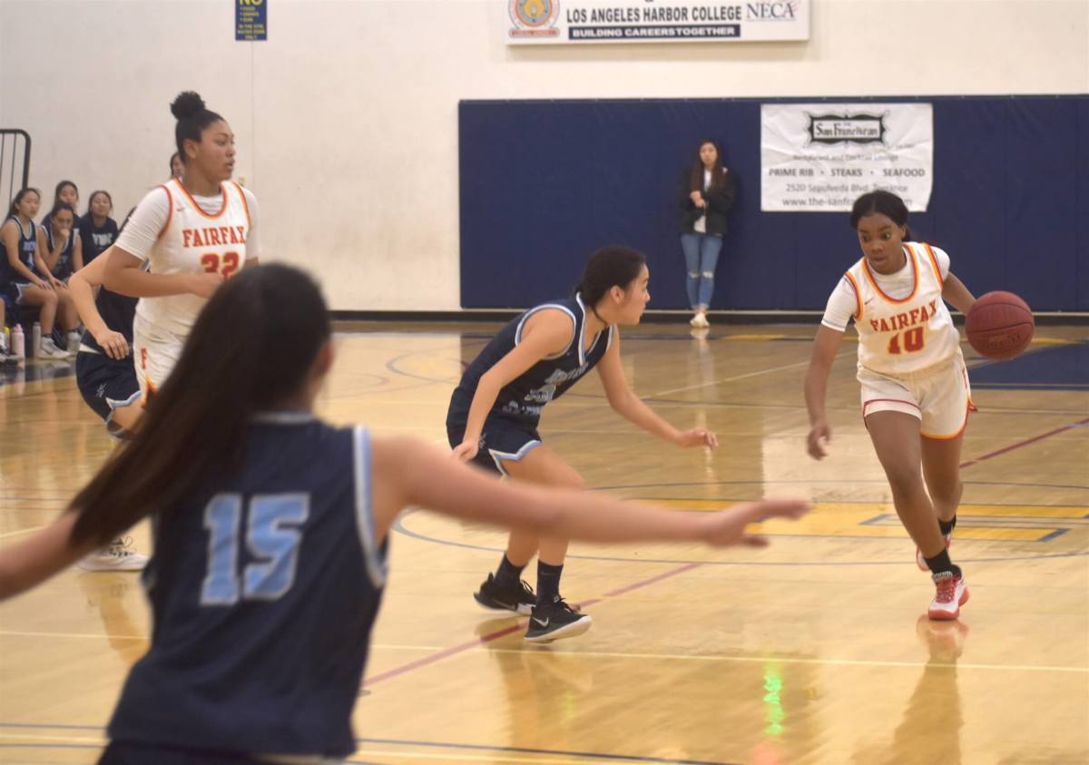North-Torrance-vs.-Fairfax-girls-basketball8