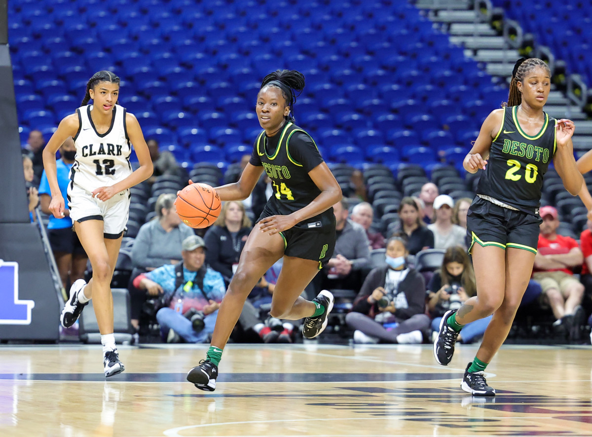 UIL 6A Girls Basketball Semifinal March 4, 2022. DeSoto vs Northside Clark. Photo-Tommy Hays54