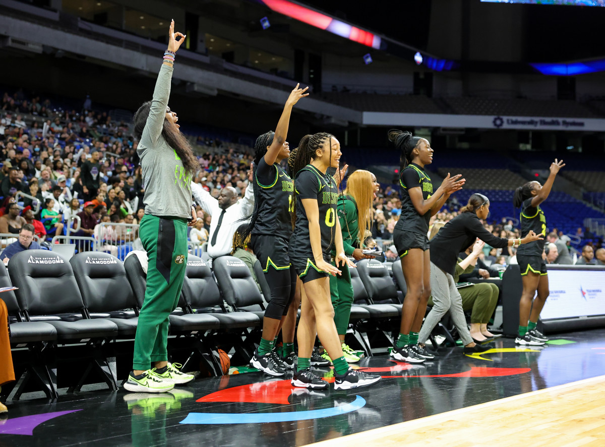 UIL 6A Girls Basketball Semifinal March 4, 2022. DeSoto vs Northside Clark. Photo-Tommy Hays60