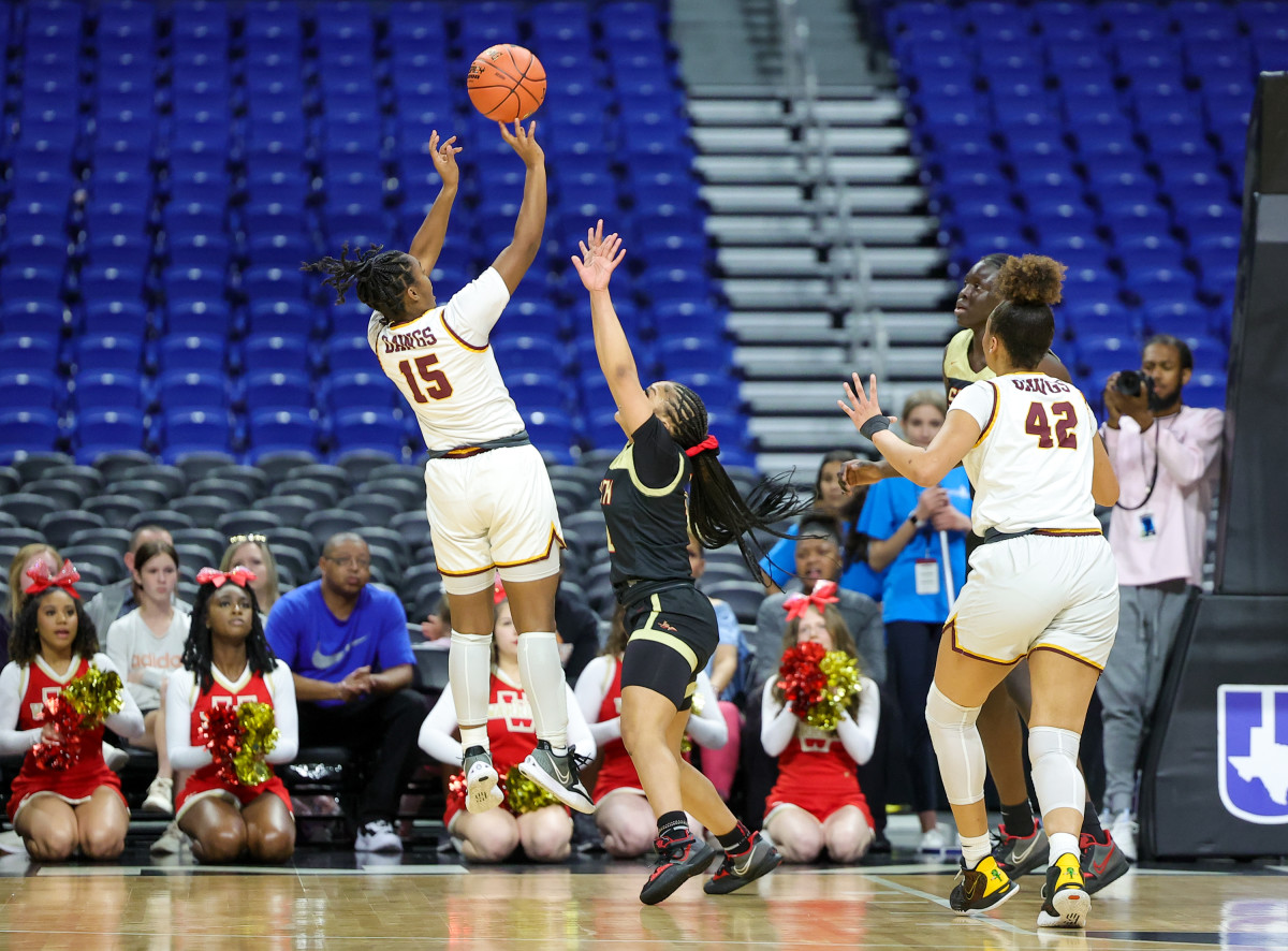 UIL 6A Girls Basketball Semifinal March 4, 2022. Humble Summer Creek vs South Grand Prairie. Photo-Tommy Hays86