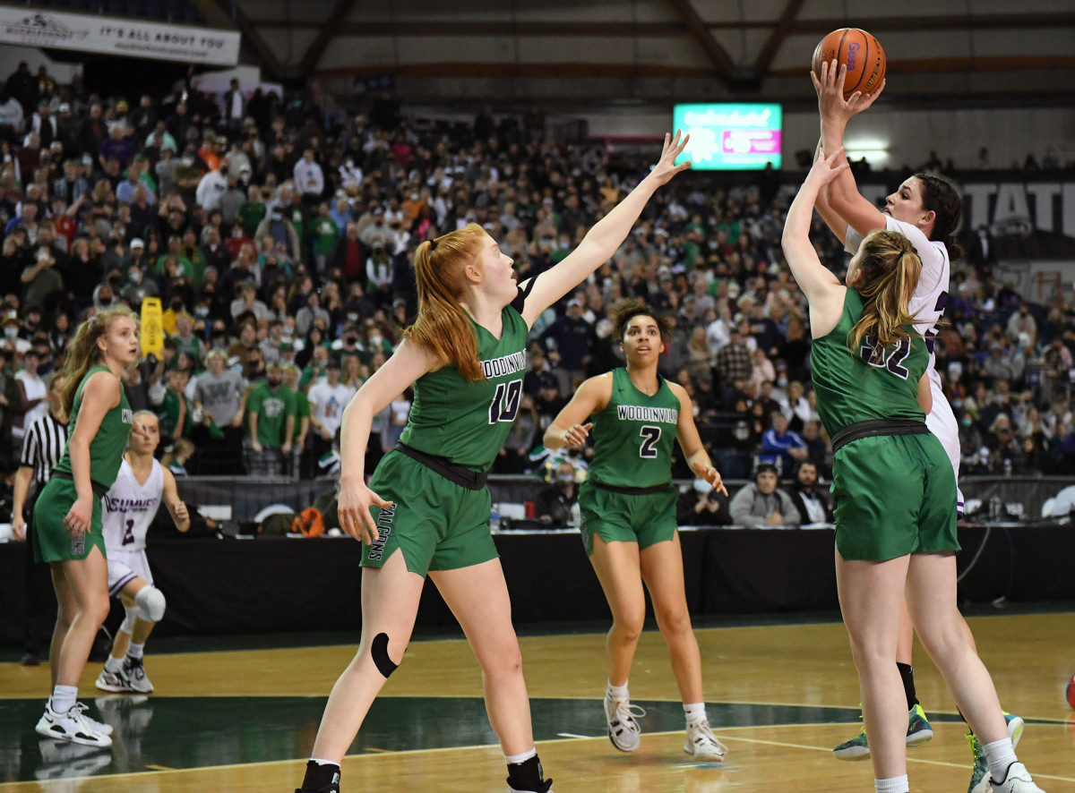 2022-03-05 at 11.23.25 PMwoodinville-sumner-girls-basketball-washington-wiaa-state-vince miller 17