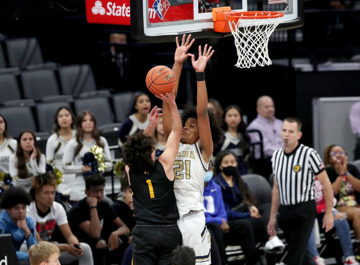 CIF State Division II Girls Championship March 12, 2022. Foothill vs Elk Grove. Photo-Dennis Lee71