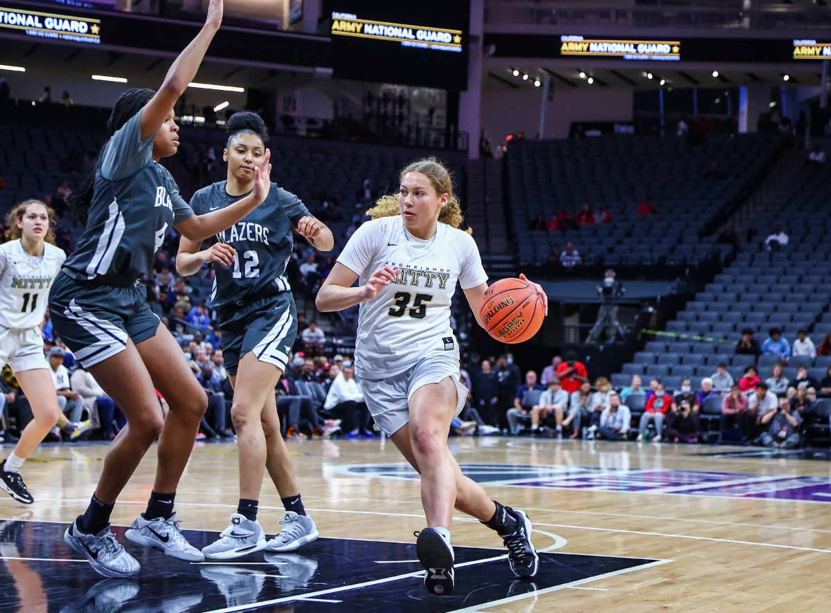 CIF State Open Division Girls Championship March 12, 2022. Sierra Canyon vs Archbishop Mitty. Photo-Ralph Thompson11