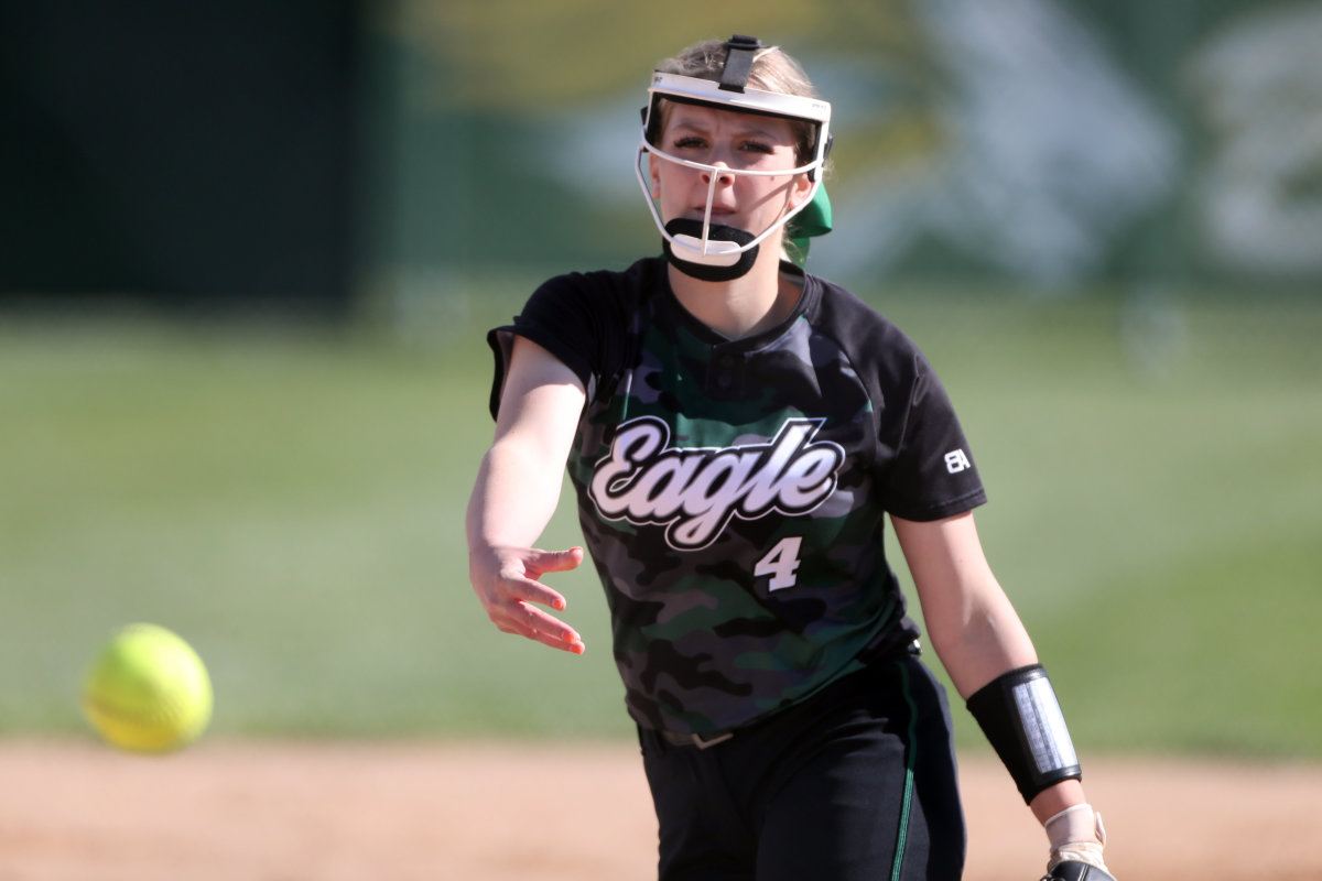 First-year school Owyee defeats Eagle to win first Class 5A District III softball title