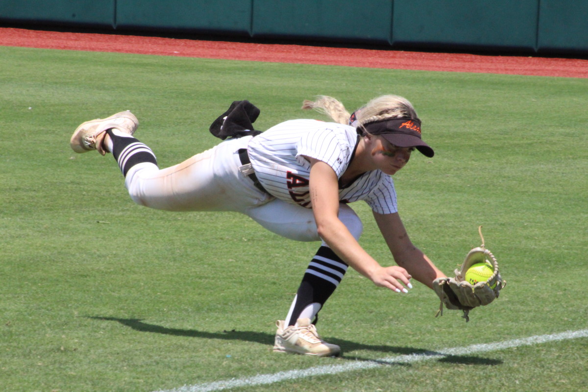 Georgetown Aledo 060322 5A Texas UIL Softball State Semifinals45