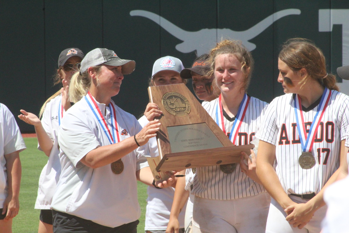 Georgetown Aledo 060322 5A Texas UIL Softball State Semifinals113