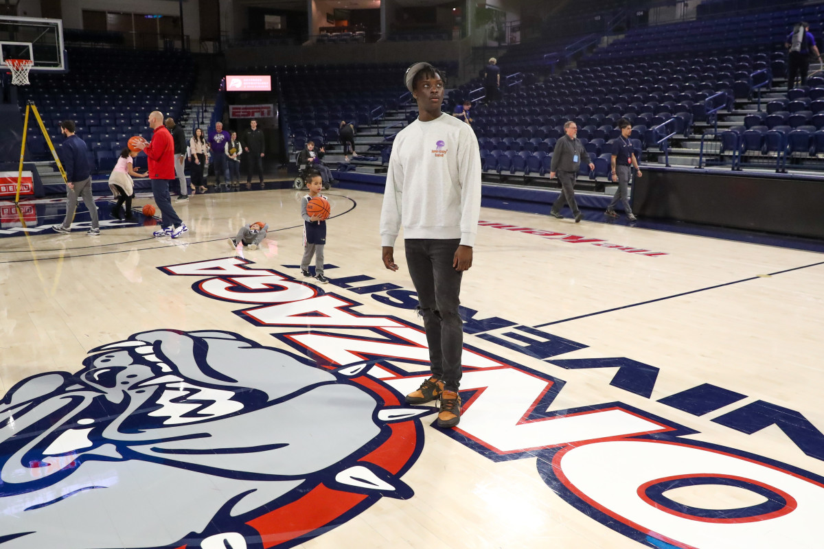 Zoom Diallo at center court of Gonzaga's gym (McCarthey Athletic Center) 