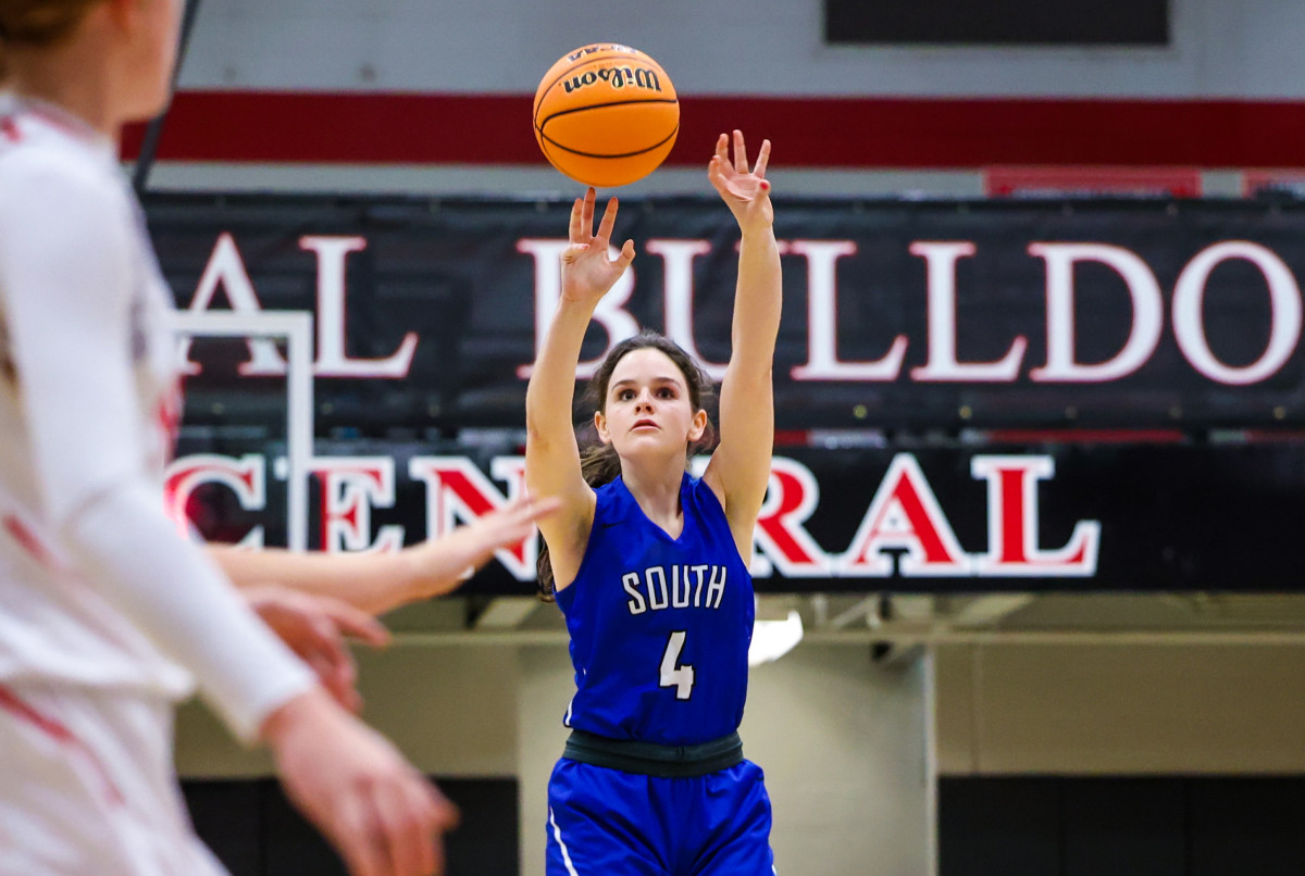 South Forsyth rained down three pointers in its lopsided win over Forsyth Central, Tuesday, including four from senior guard Clara Morris (4).
