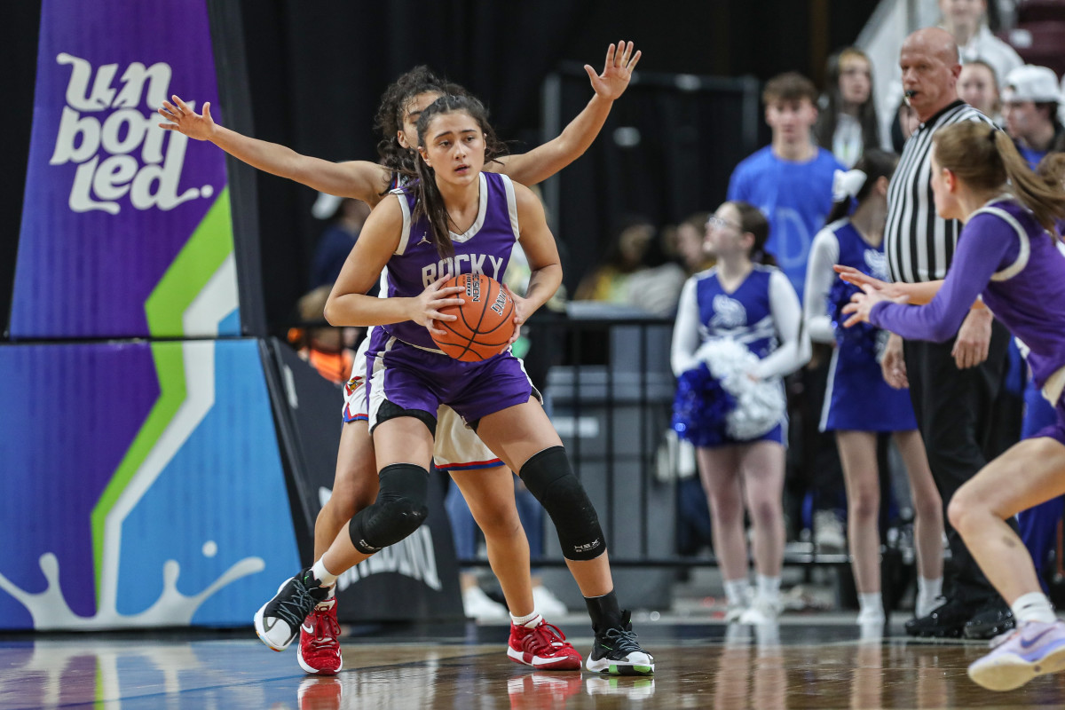 Coeur d'Alene High School women's basketball wins 10th title